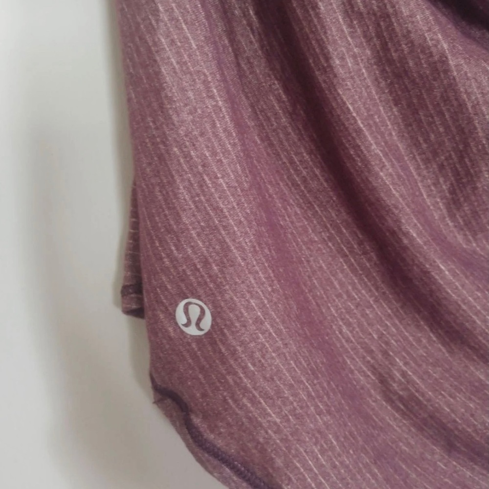 Lululemon Tank Top Free to be Wild Built In Bra Heathered open back Plum - Picture 3 of 6